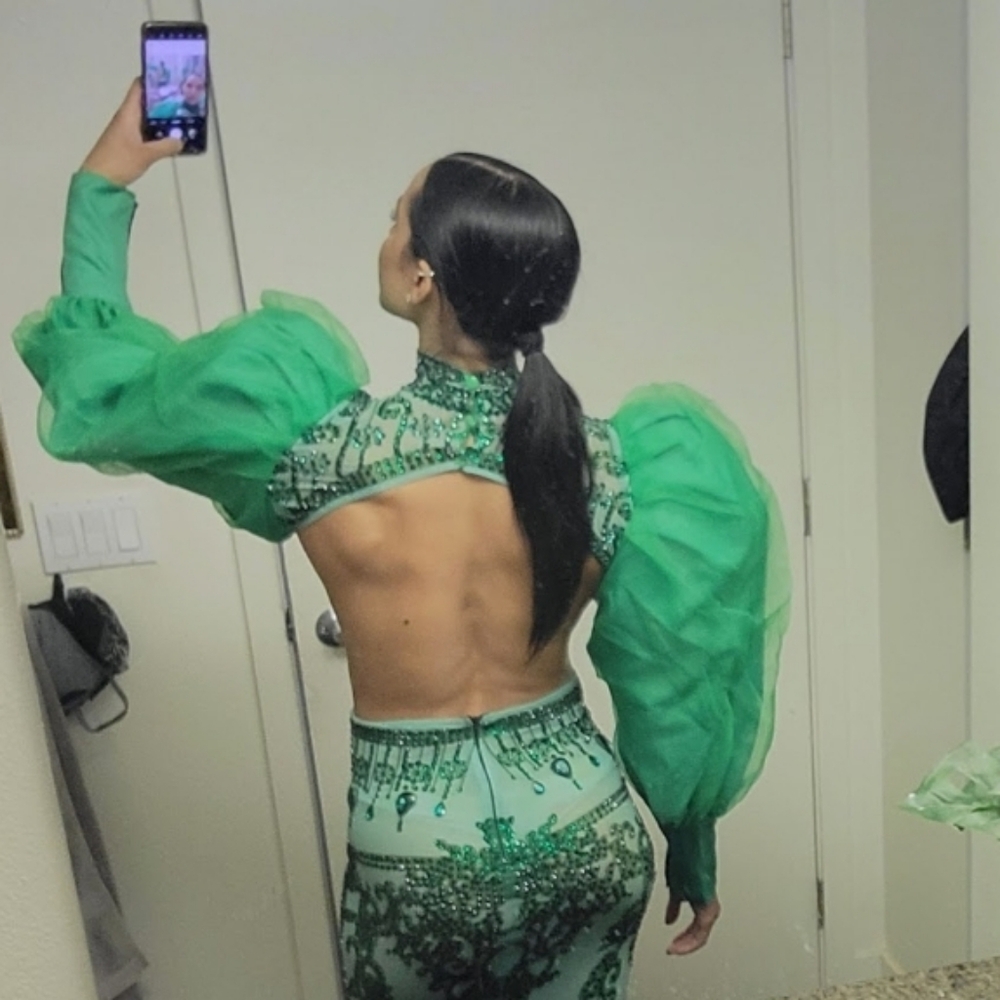 Green Puffy Sleeve Rhinestone Dress - Picture 2 of 5
